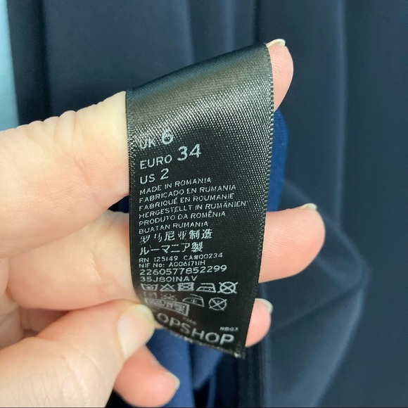 TopShop Sleeveless Dress Cutout Waist Fit&Flare Mini dress - Navy - US 2 - Picture 10 of 11